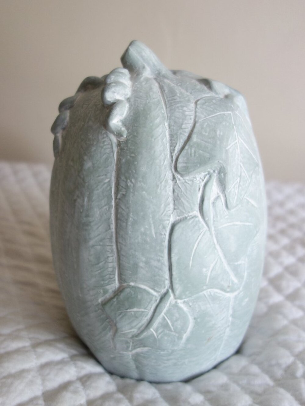 Vntg 2001 ISABEL BLOOM Tall Greenish Hue Concrete Art Sculpture Pumpkin – Fall /